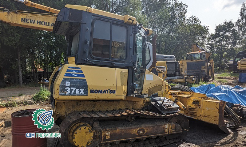 Ремонт бульдозера Komatsu D37EX