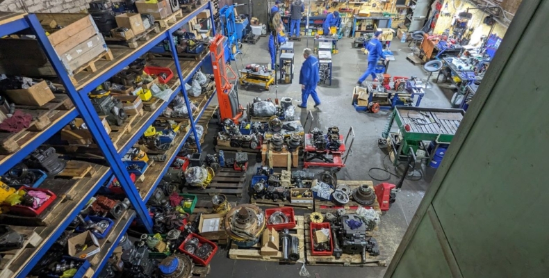 Участок по ремонту гидравлических насосов и моторов СДМ Гидравлика