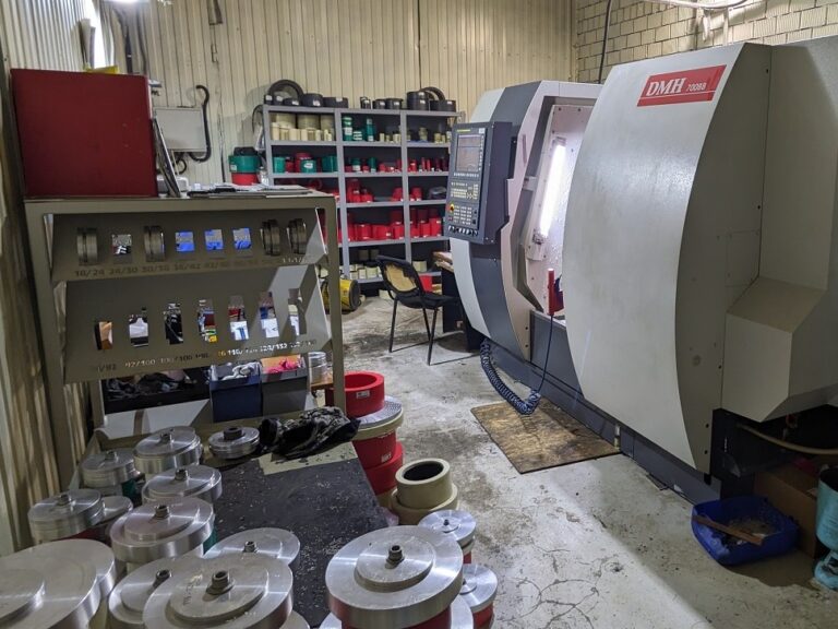 Токарный обрабатывающий центр с ЧПУ для изготовления гидравлических манжет и уплотнений